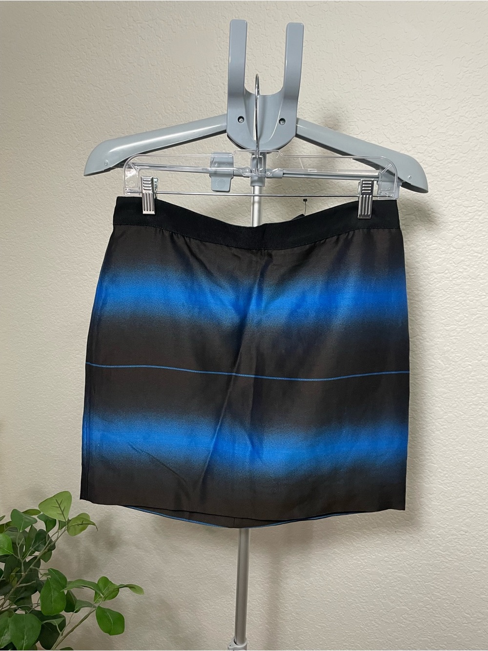 NWT Marc by Marc Jacobs Silk Blue Aster Multi Mini Skirt Size 6